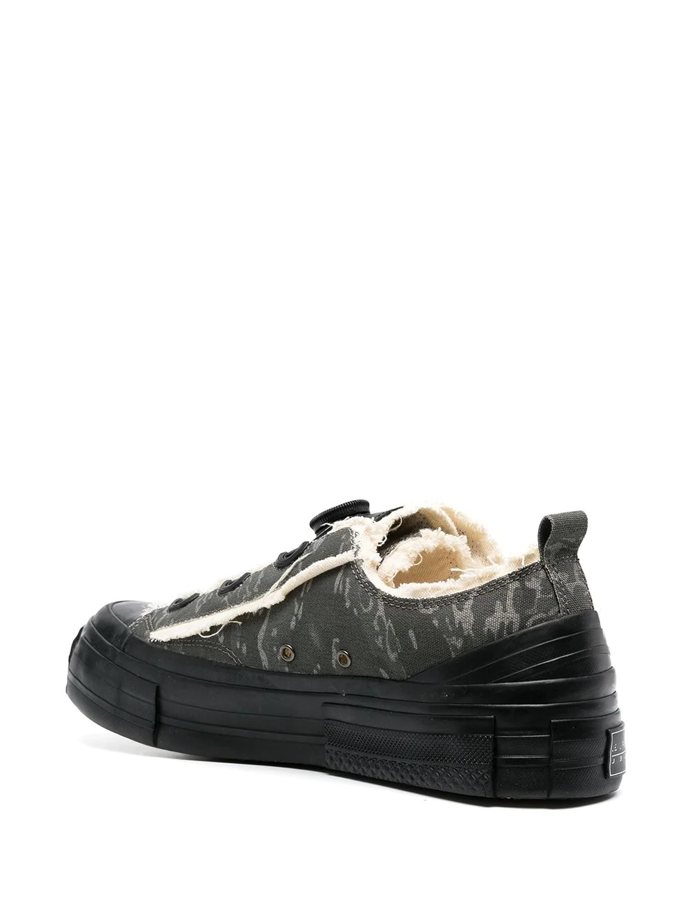 camouflage-print low-top sneakers - 3