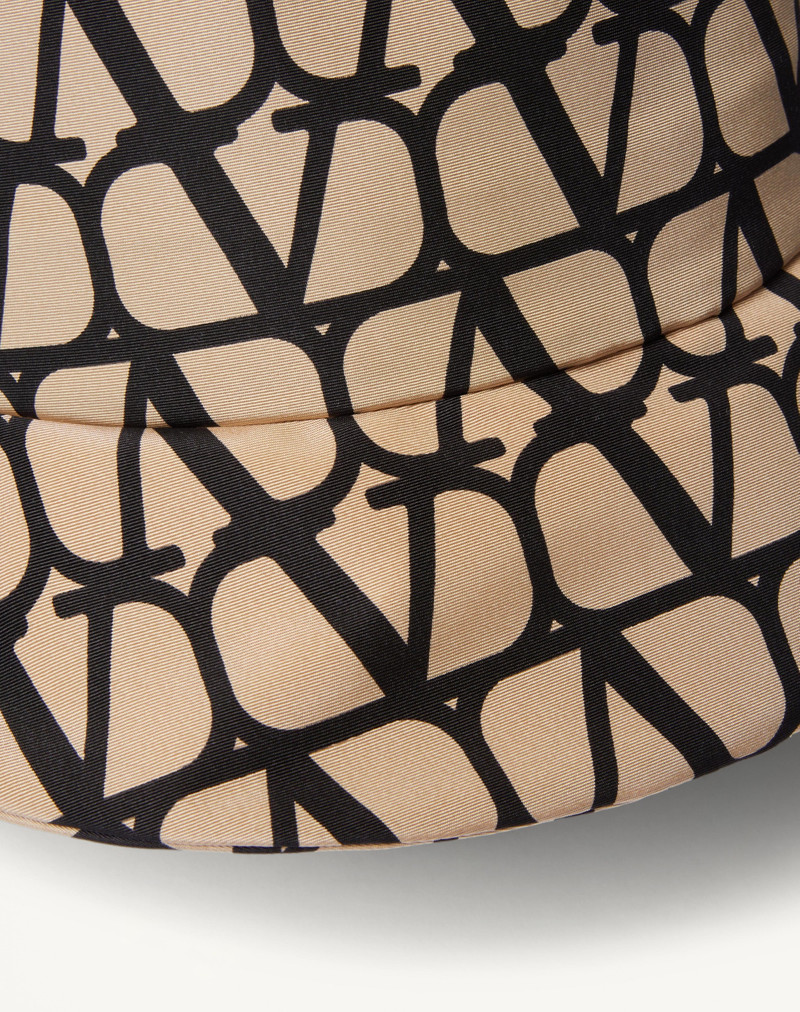 Valentino TOILE ICONOGRAPHE FAILLE BUCKET HAT outlook