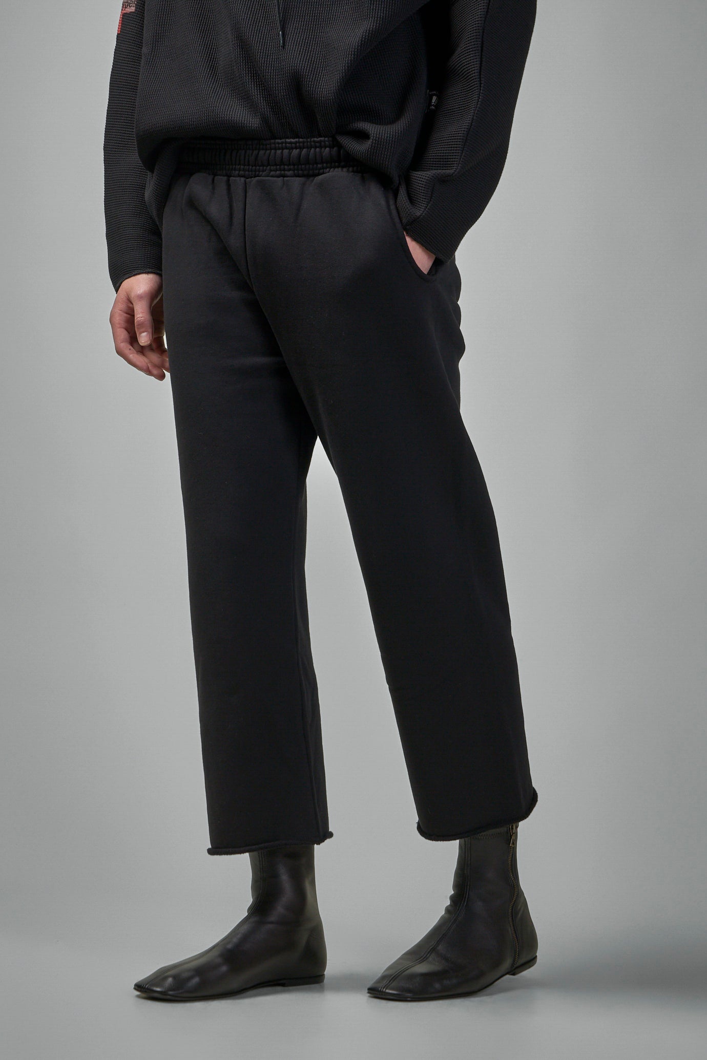 Cropped Sweatpants - 3