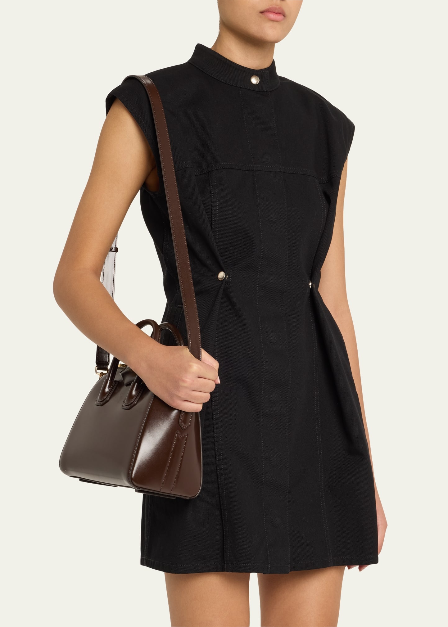 Antigona Mini Top Handle Bag in Box Leather - 2