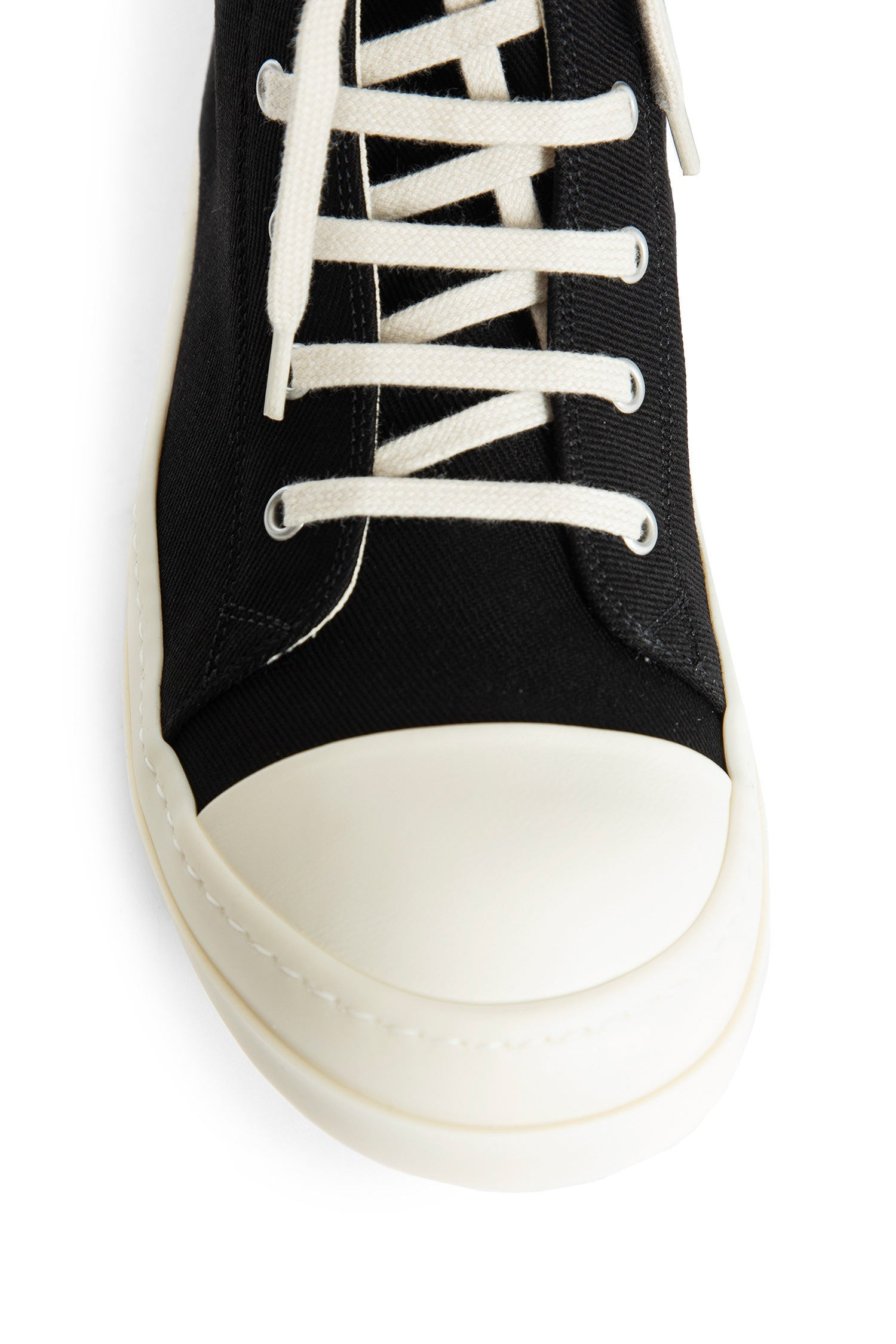High-Top-Canvas-Sneaks - 5