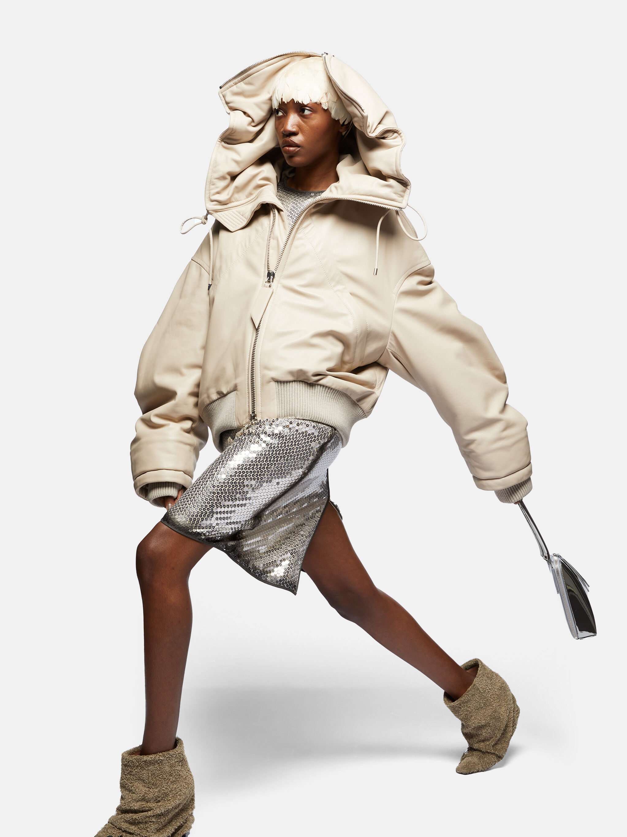 IVORY BOMBER - 4