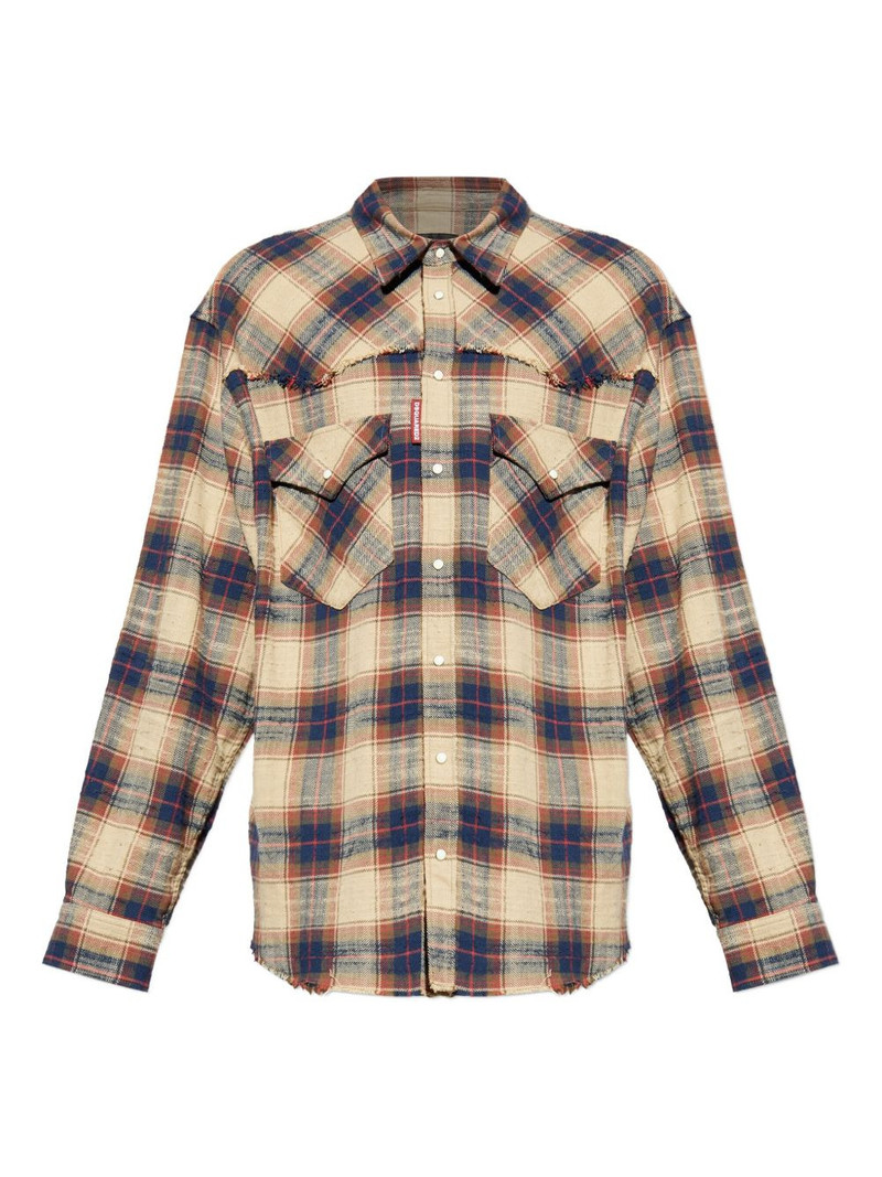 longsleeved plaid shirt 1