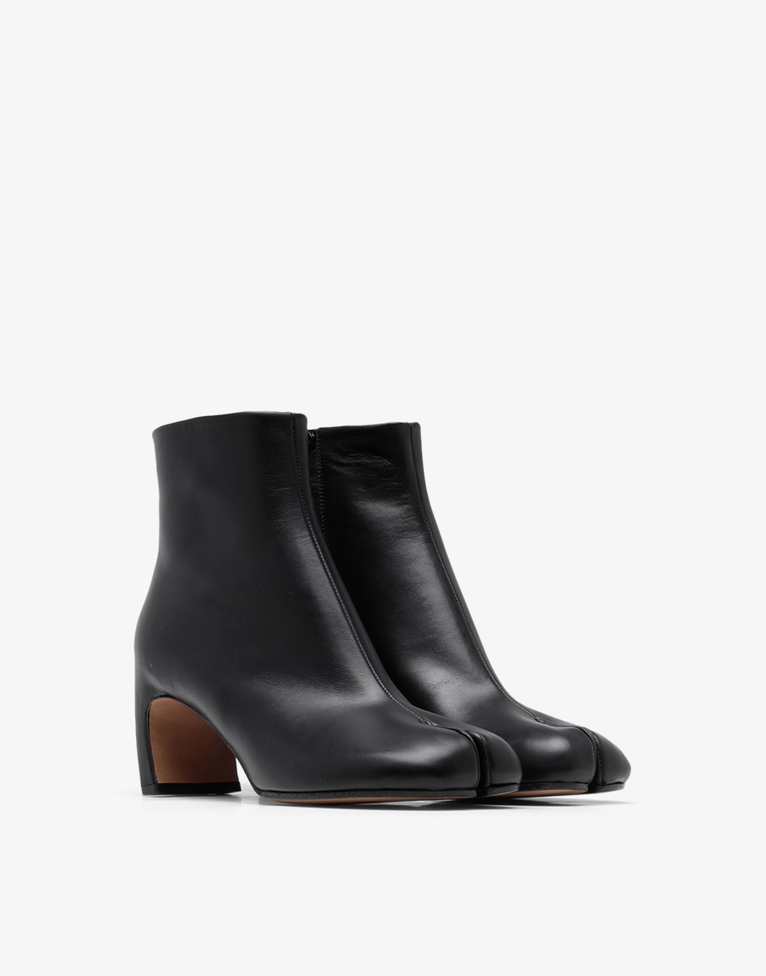 Tabi leather ankle boots - 2