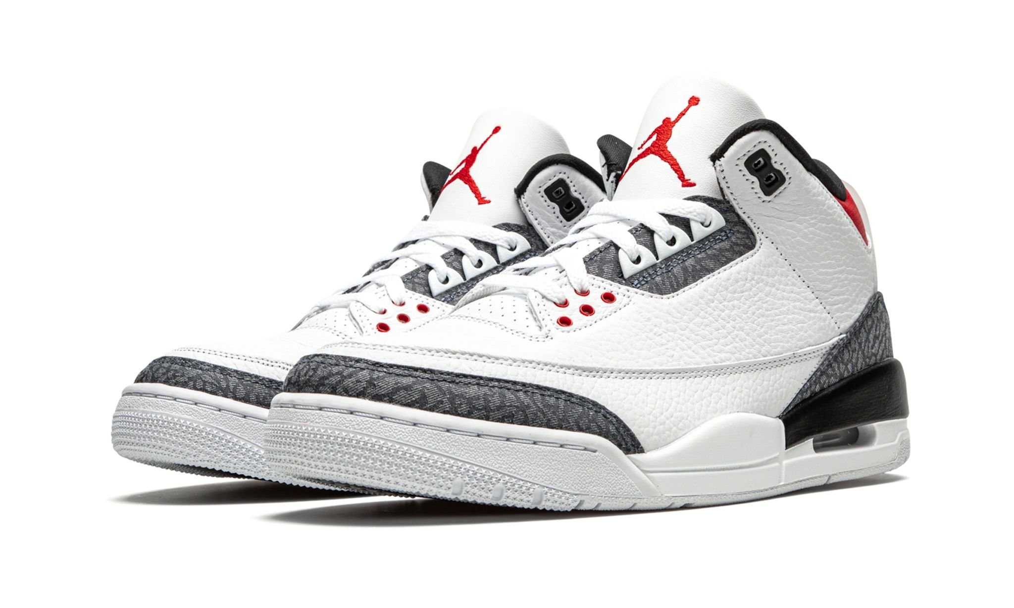 Air Jordan 3 Retro SE DNM "Fire Red Denim" - 2