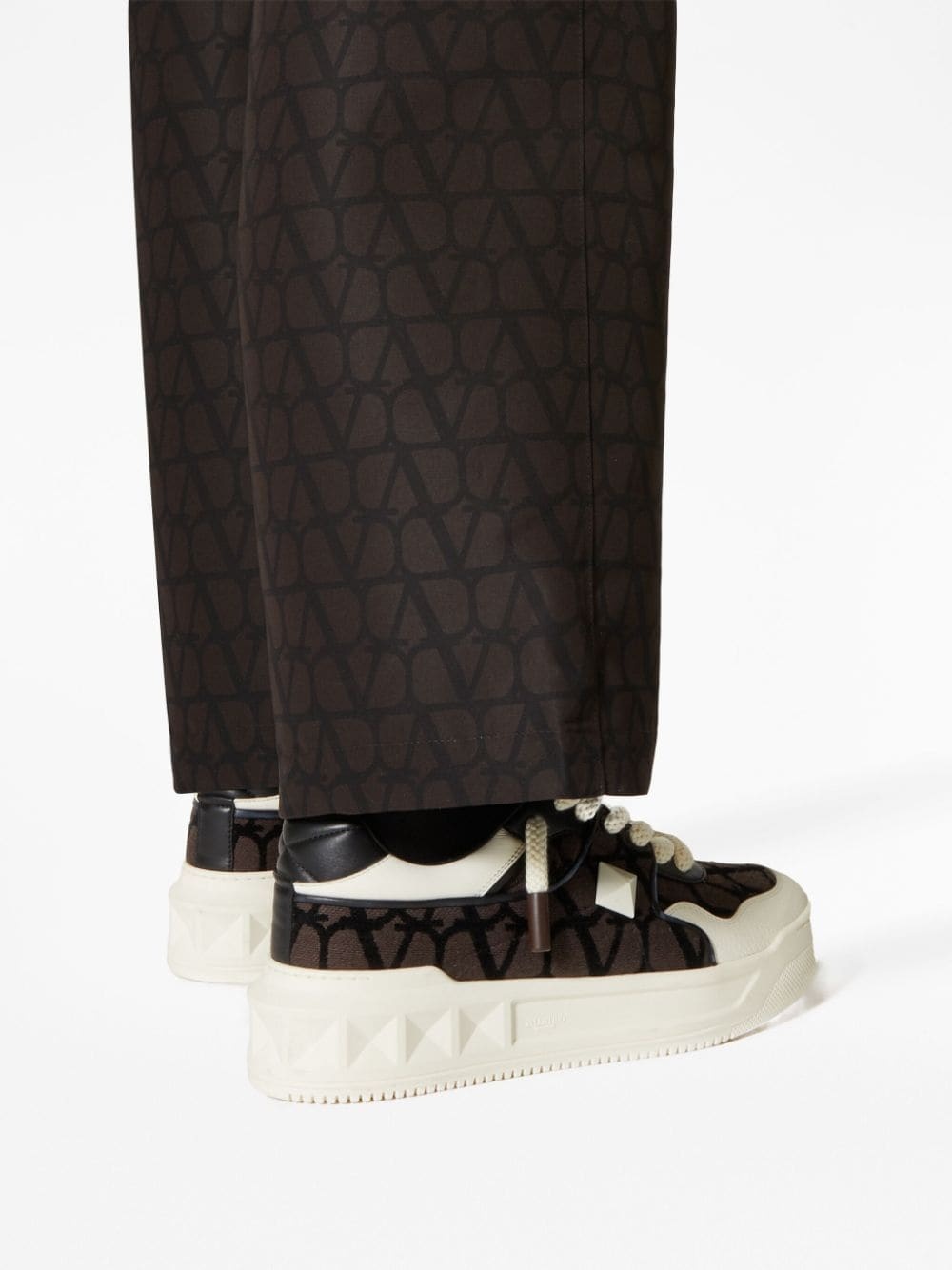 VLogo Signature low-top sneakers - 6