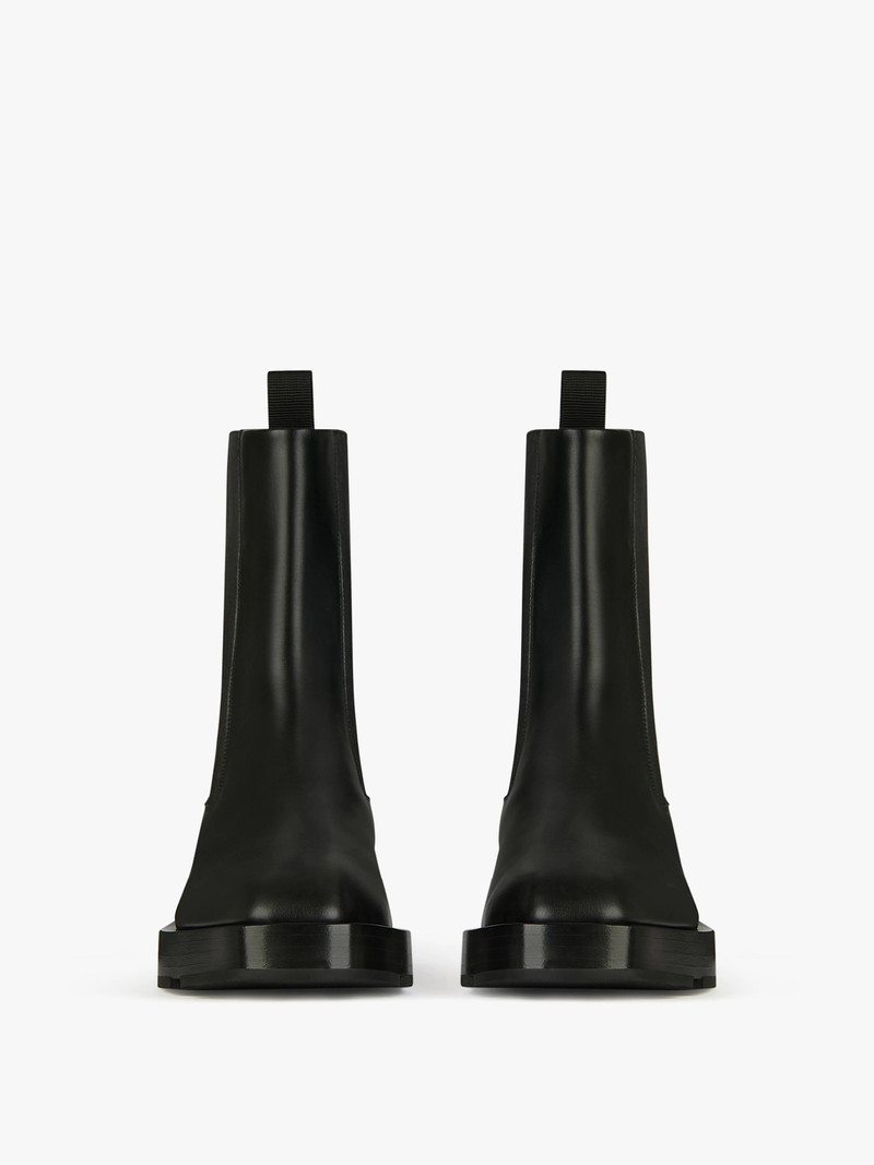 Givenchy CHELSEA BOOTS IN LEATHER outlook