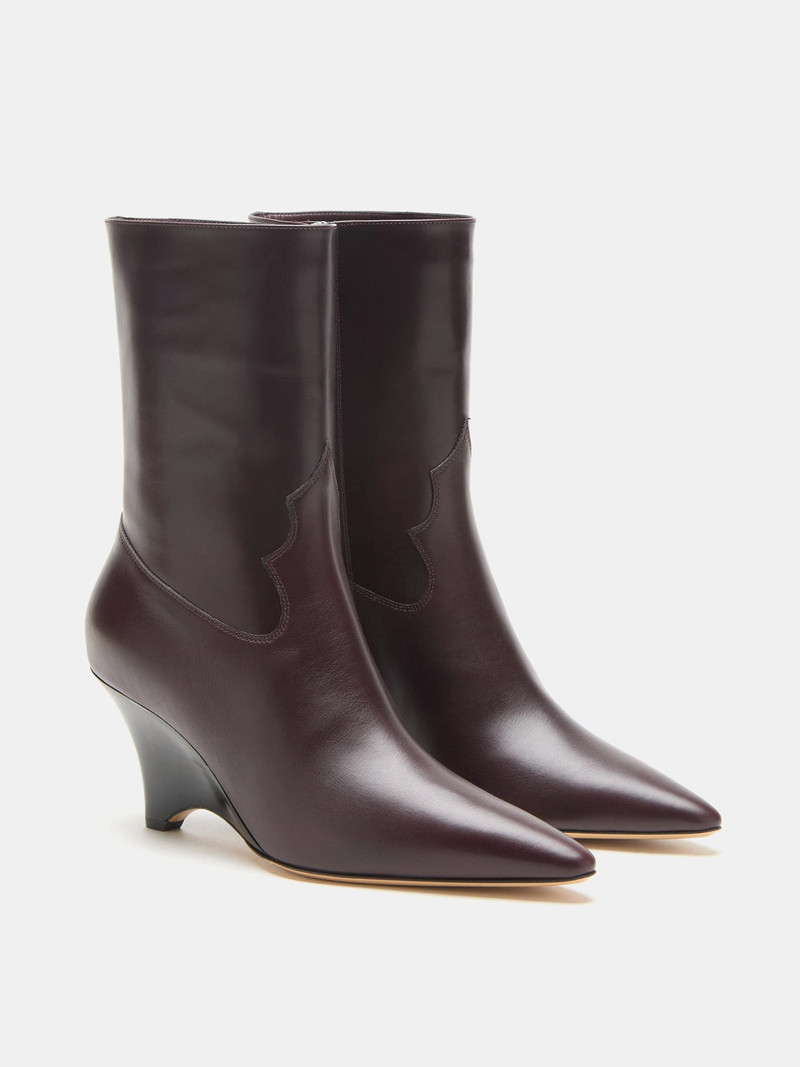LE MONDE BÉRYL Camille Tall Boot / Plum Leather outlook