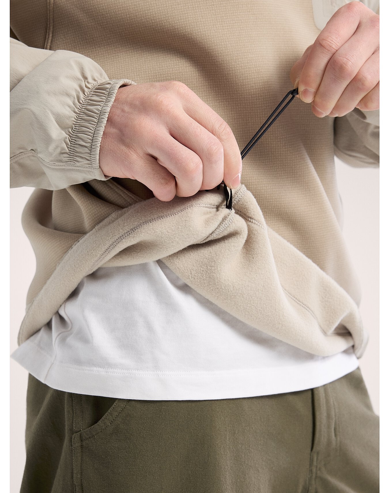 Konseal Crew Neck Pullover - 7