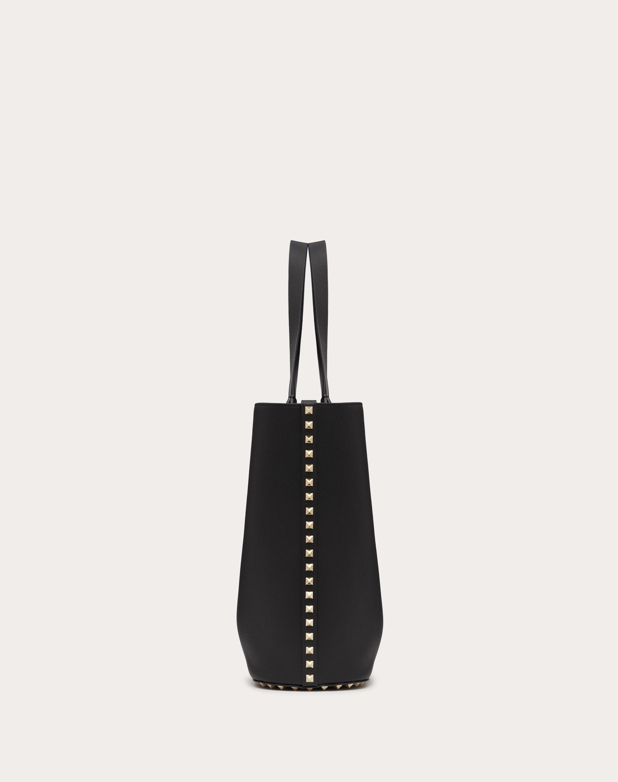 トートバッグ ROCKSTUD MINI SHOPPING BAG IN GRAINY LEATHER Valentino Garavani Mini Rockstud Shopping Bag in Grainy