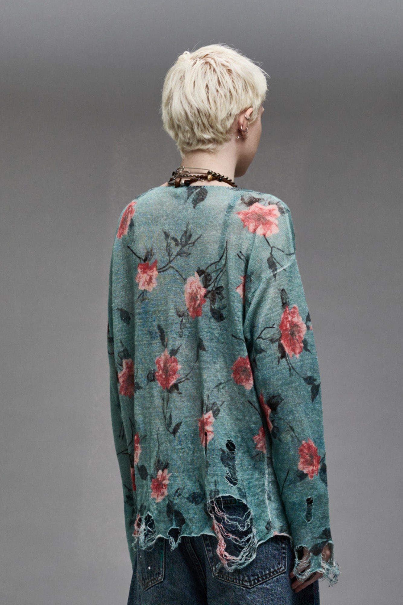 CAST-OFF NECK BOYFRIEND SWEATER - BLUE FLORAL - 6