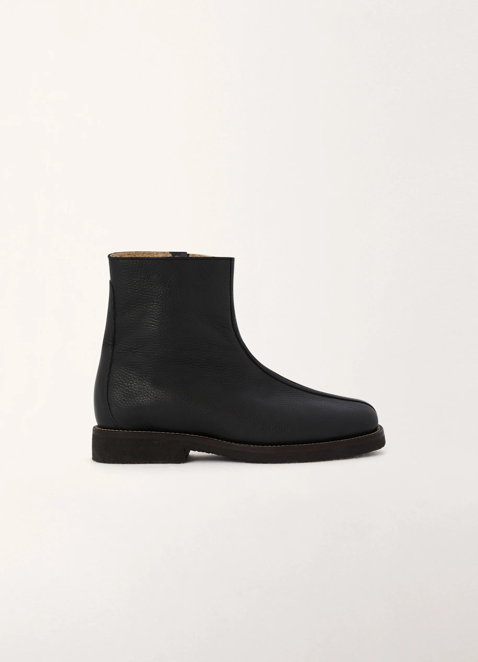 BOOTS WITH SHEARLING
GRAINE CALF LTH - 1