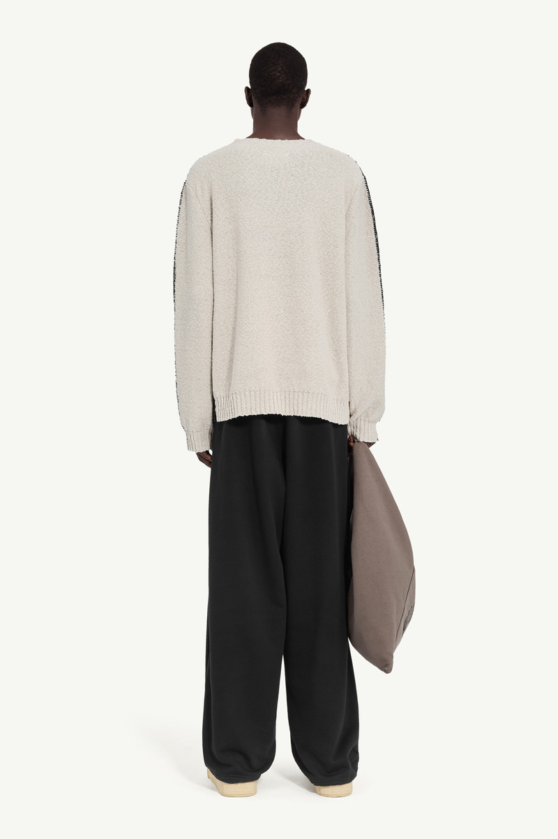 Crewneck varsity jumper 3