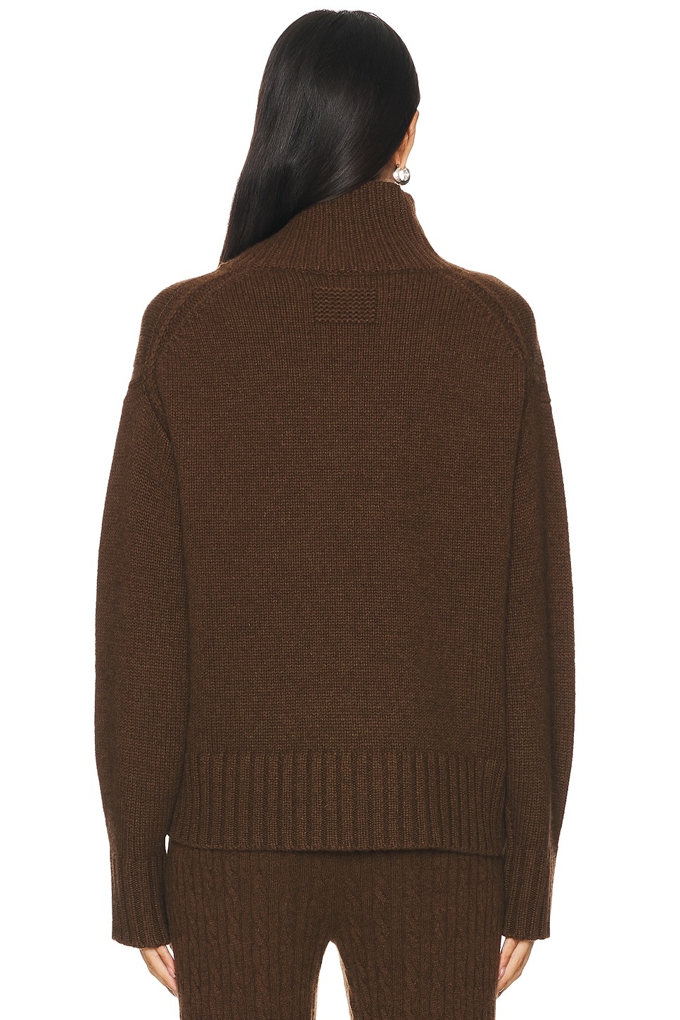 Cozy Cashmere Turtleneck Sweater - 3