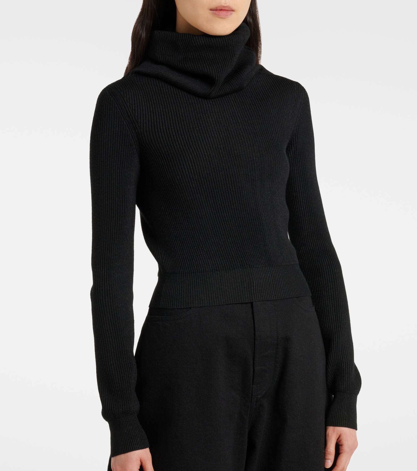 Wool-blend turtleneck sweater - 5