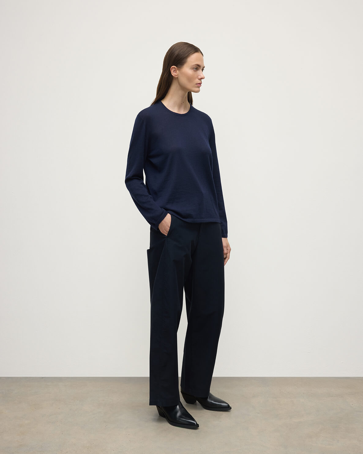 Superfine Cashmere Navy Jumper - 4