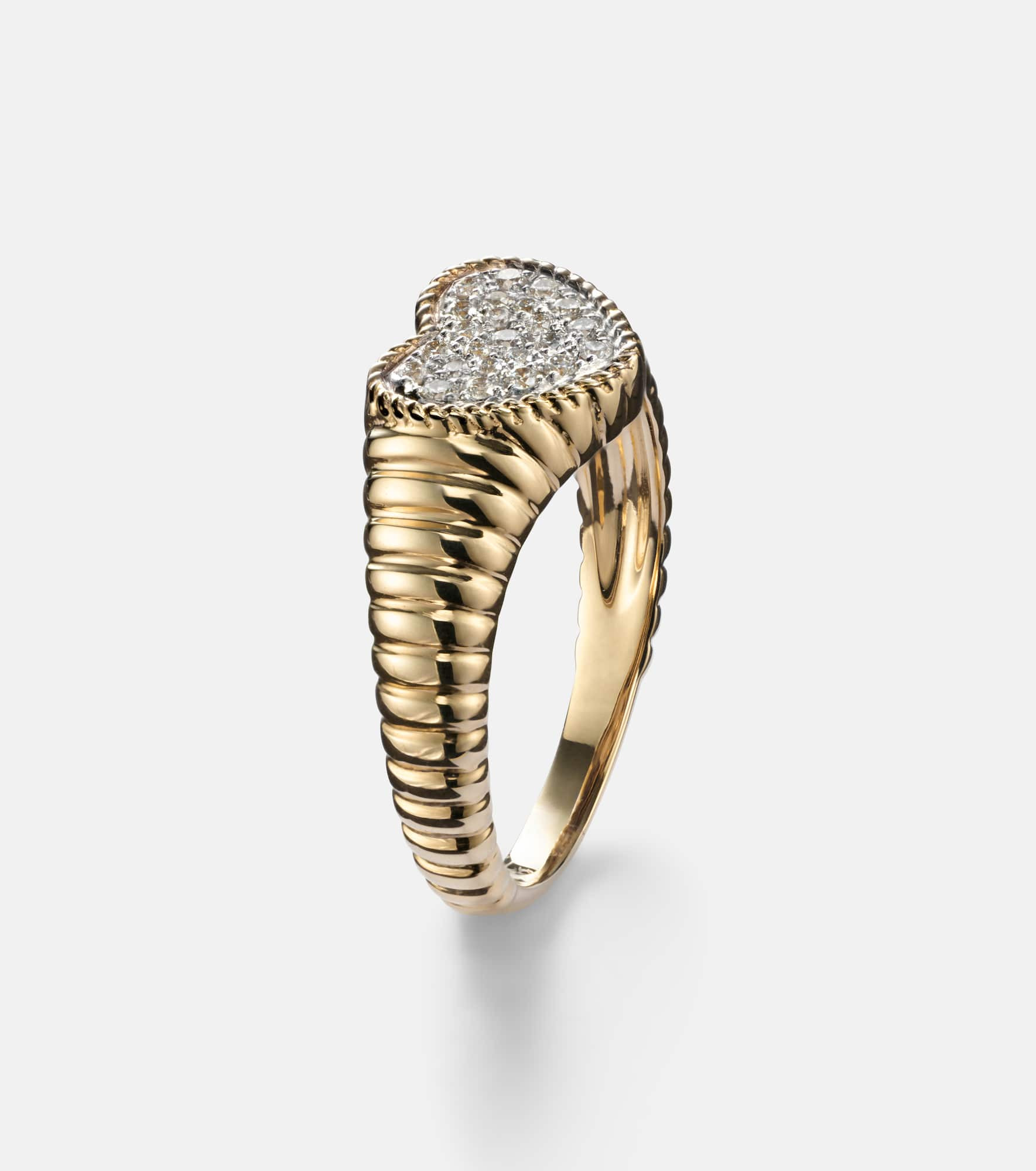 Baby 9kt gold pinky ring with diamonds - 4