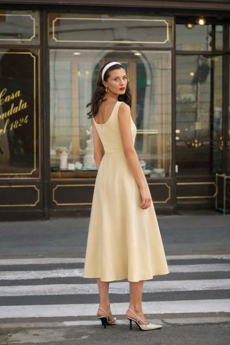 Aura Midi Dress 9