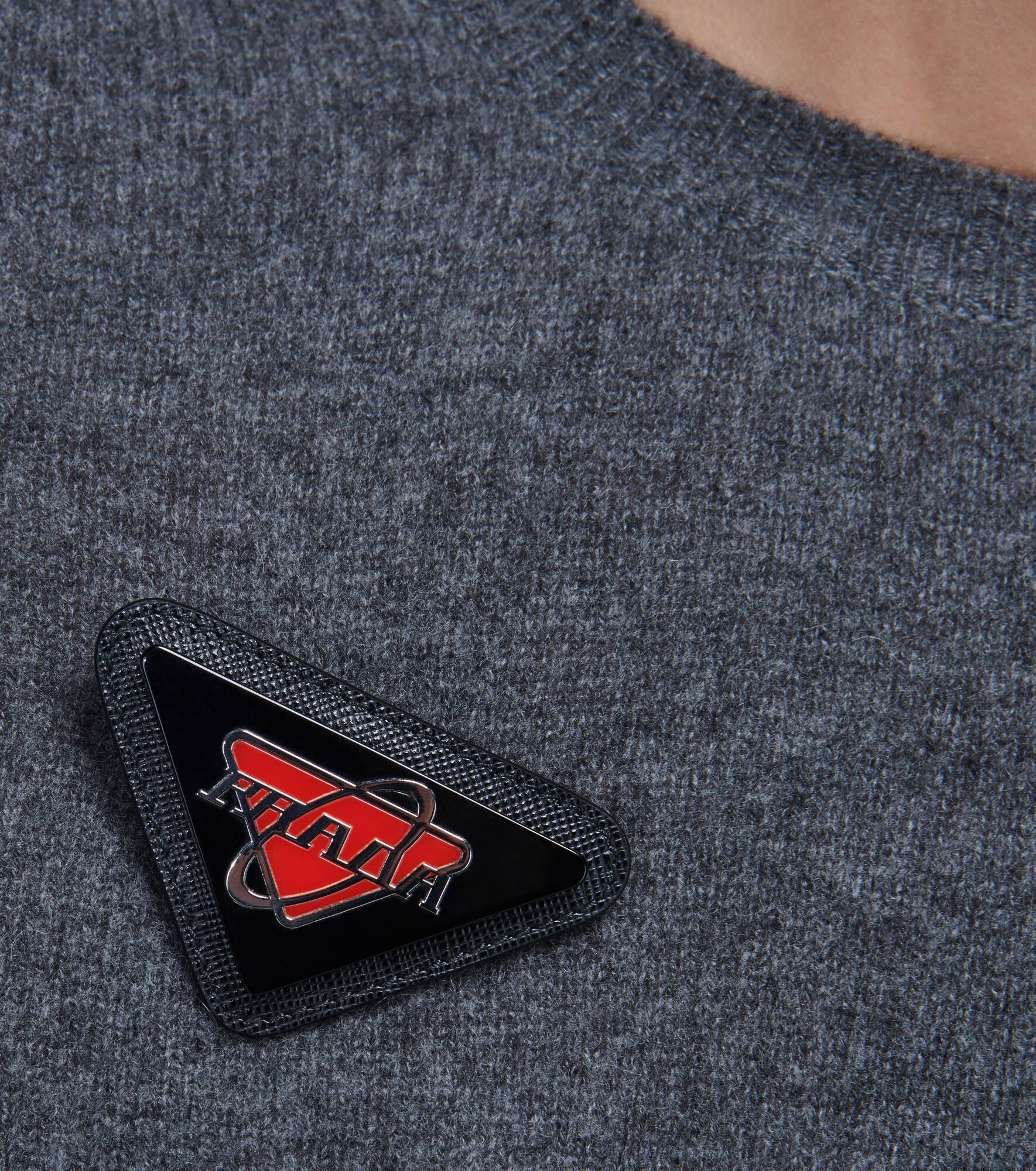 Leather-trimmed logo badge - 2