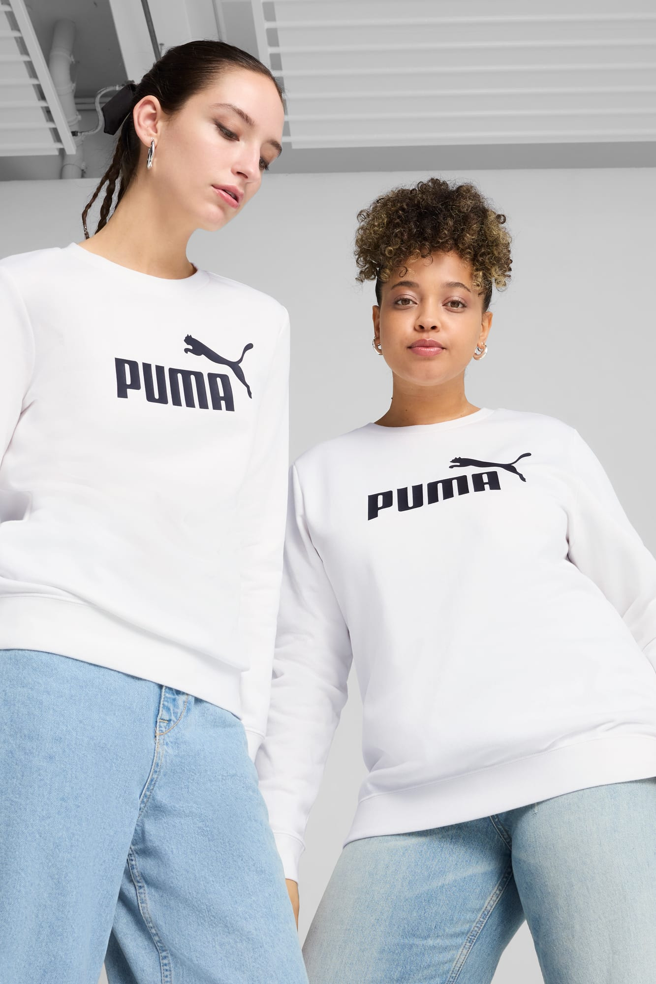 Essentials No. 1 Logo Women's Crew Sweater - 3