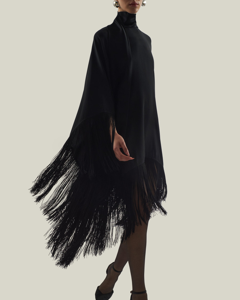 Piccolo Mrs Ross Kaftan in Black 4