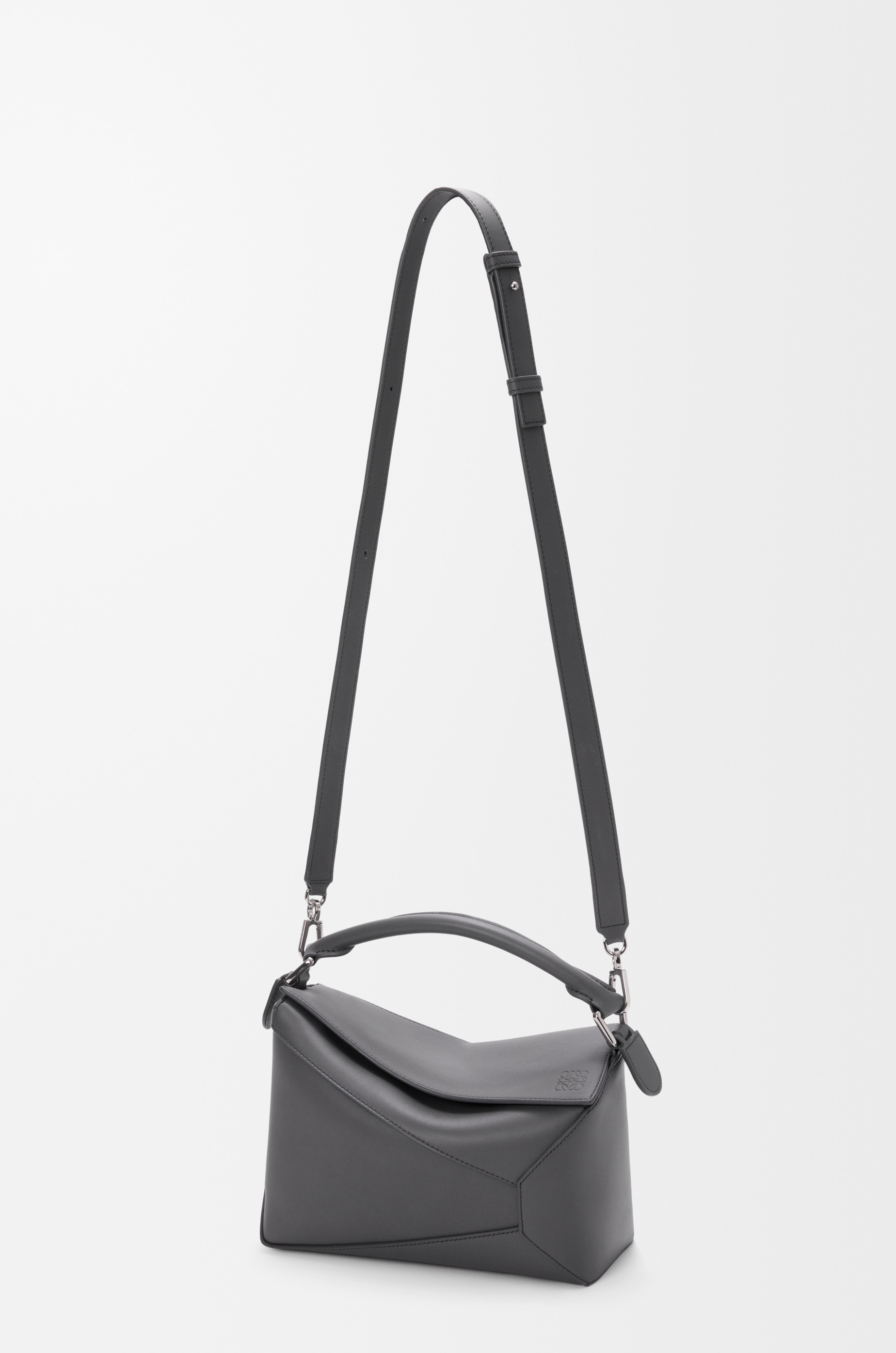 Small Puzzle Edge bag in classic calfskin - 6
