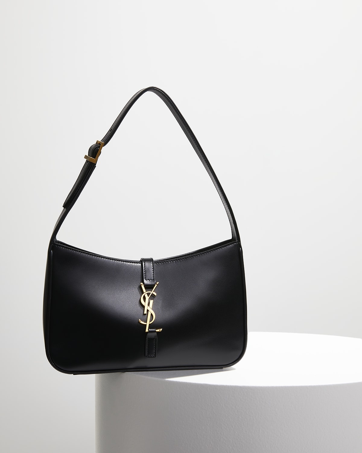 Le 5 A 7 YSL Shoulder Bag in Smooth Leather - 7