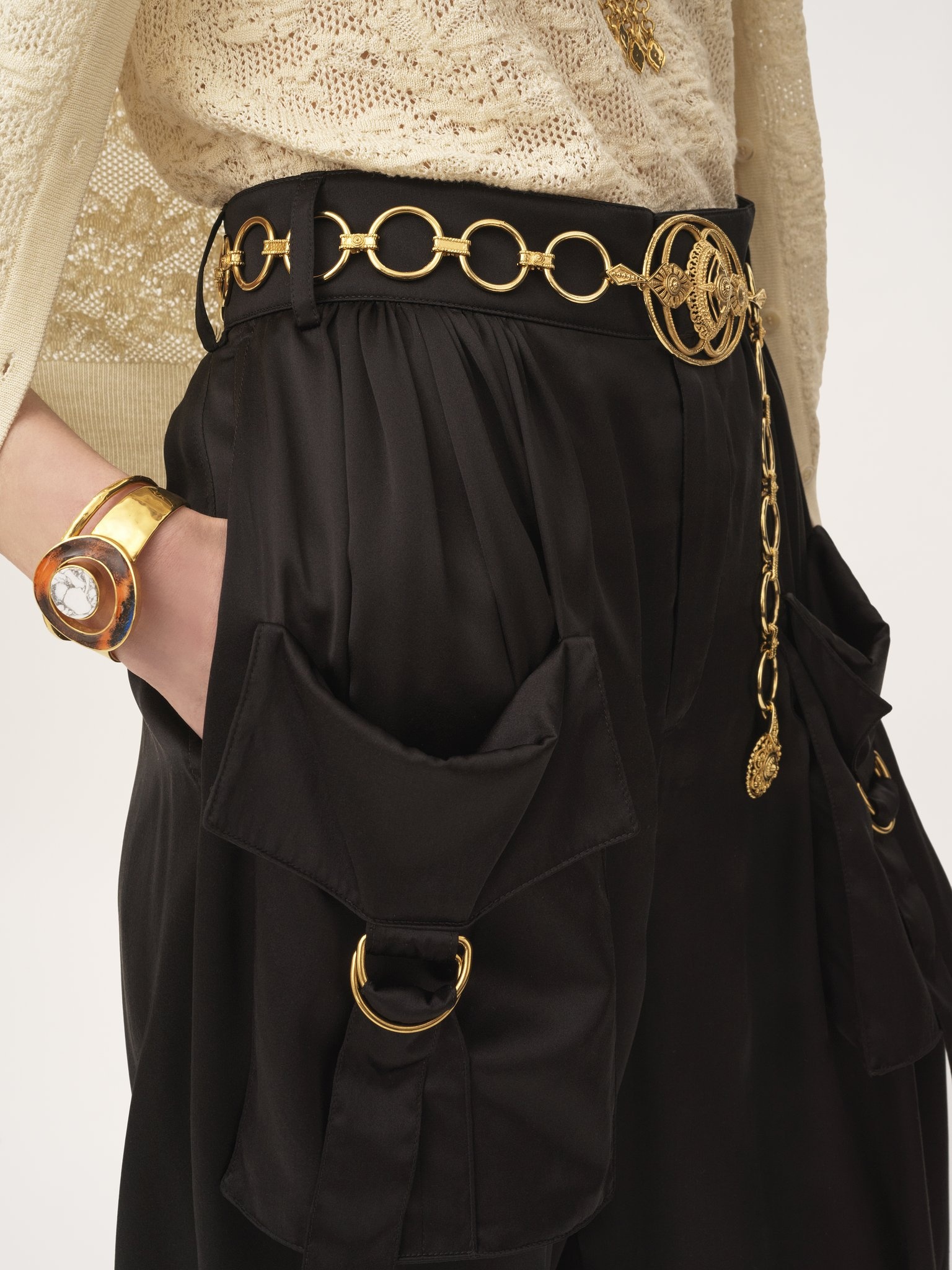 FLUID CARGO PANTS IN SILK SATIN - 6