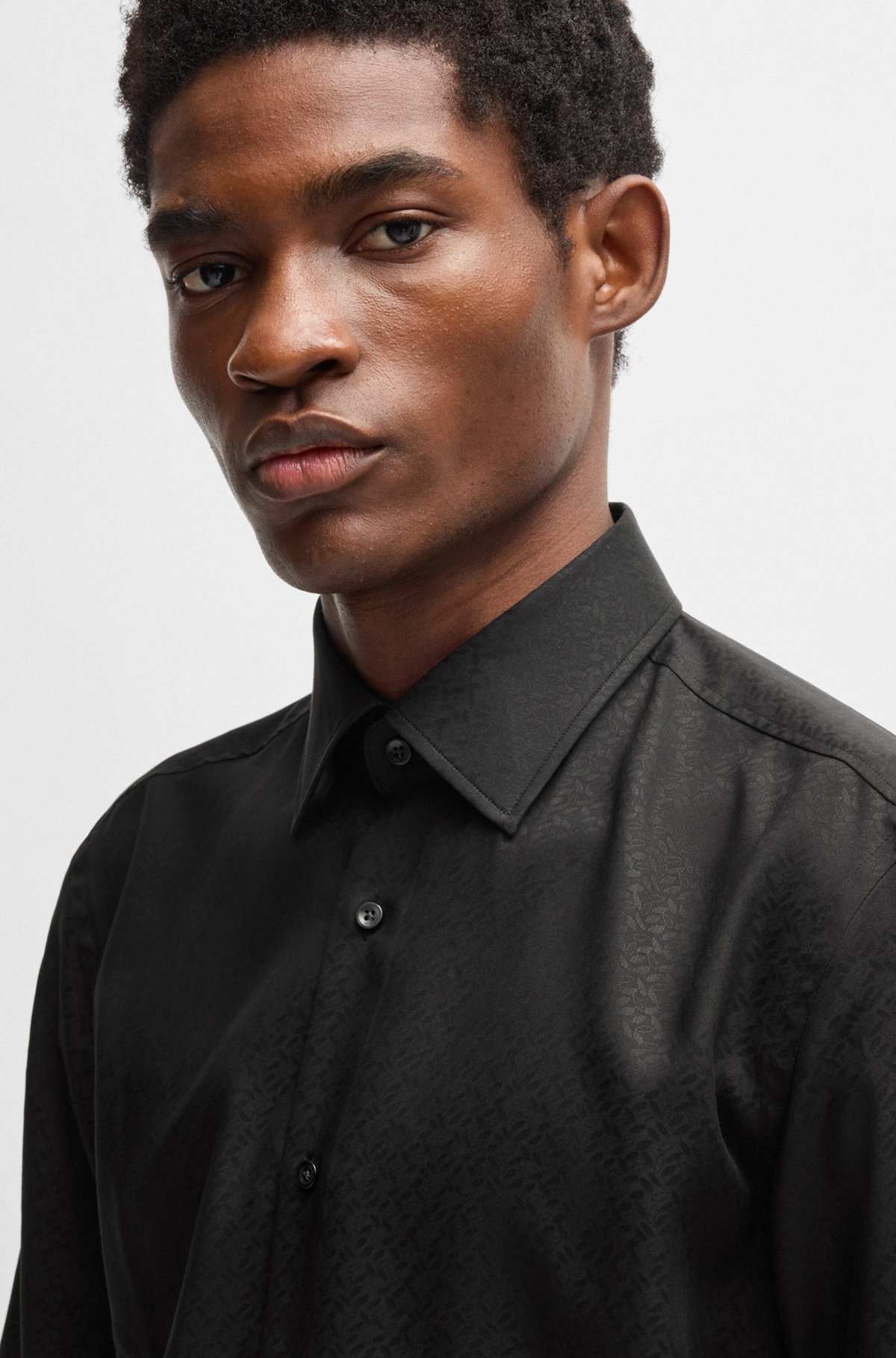 SLIM-FIT SHIRT WITH LEAF JACQUARD - 3