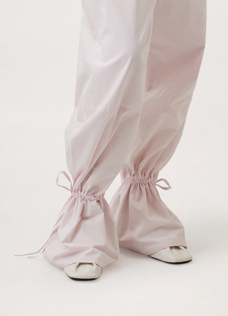 Lemaire HEELED DERBIES
SATIN NAPPA LEATHER outlook