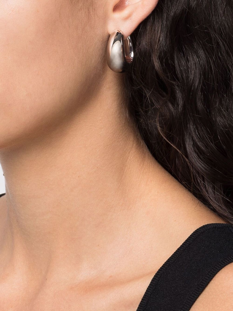 TOM WOOD Ice hoop large earrings outlook