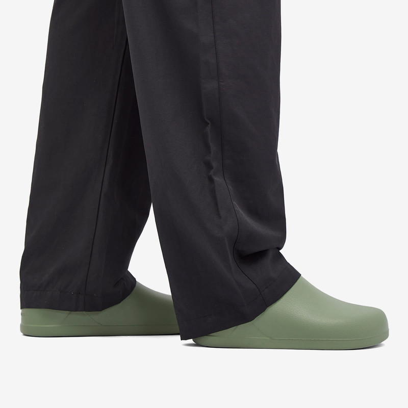 crocs Crocs Dylan Clog outlook