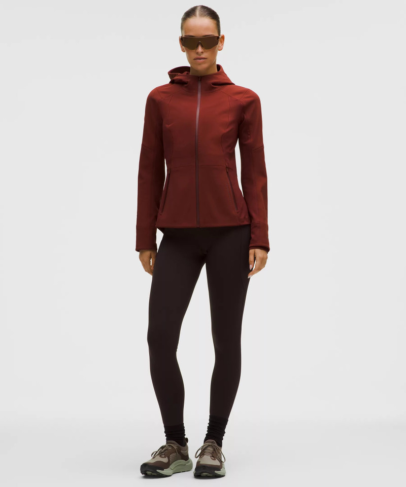 lululemon Women's Cross Chill Performance Jacket outlook