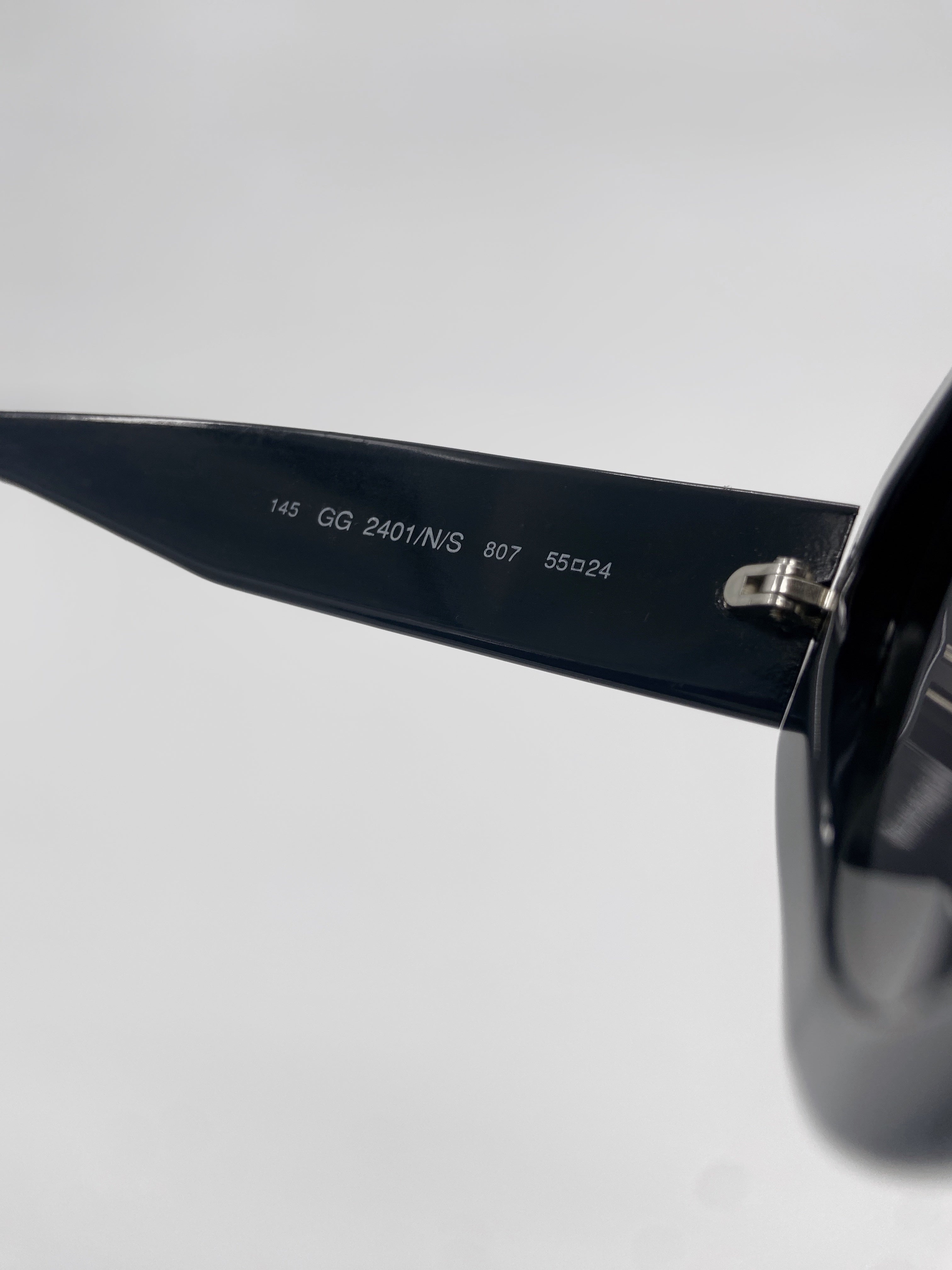 Gucci Fall 1995 Tom Ford Black Oversized Oval Sunglasses - 9