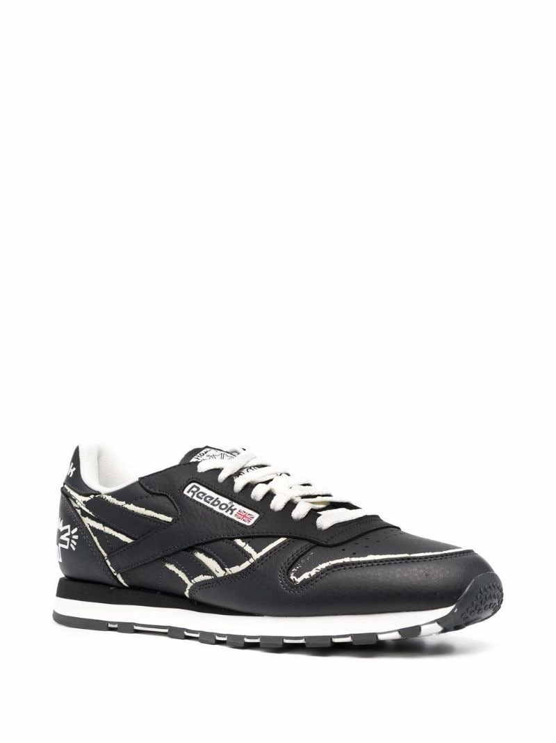 Reebok Reebok x Keith Haring trainers outlook