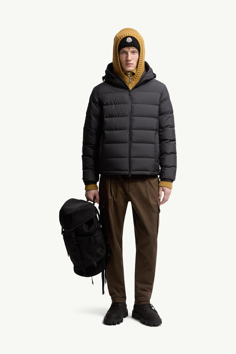 Moncler Laveraet Hooded Short Down Jacket outlook