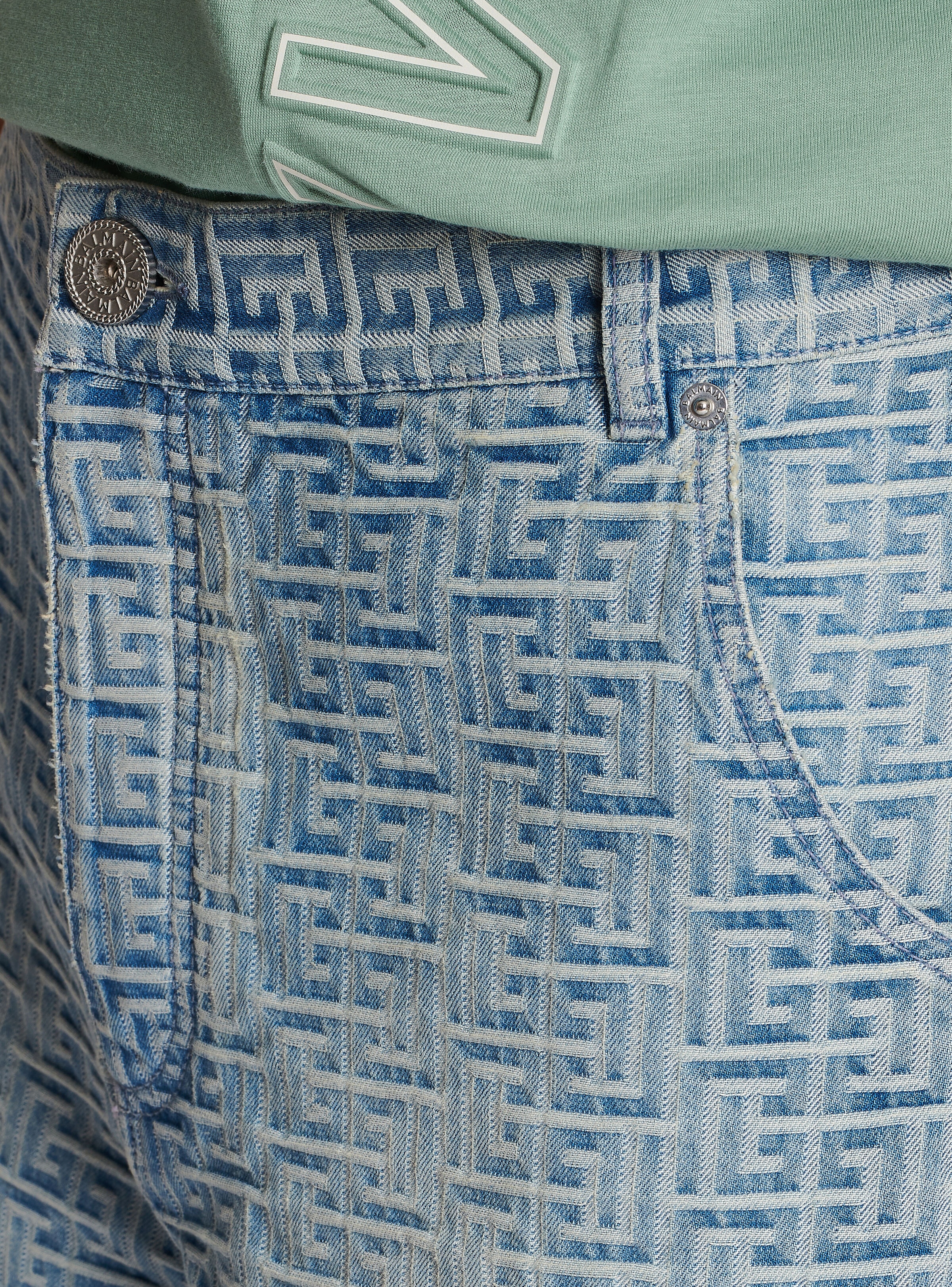 Monogrammed straight-cut denim shorts - 6