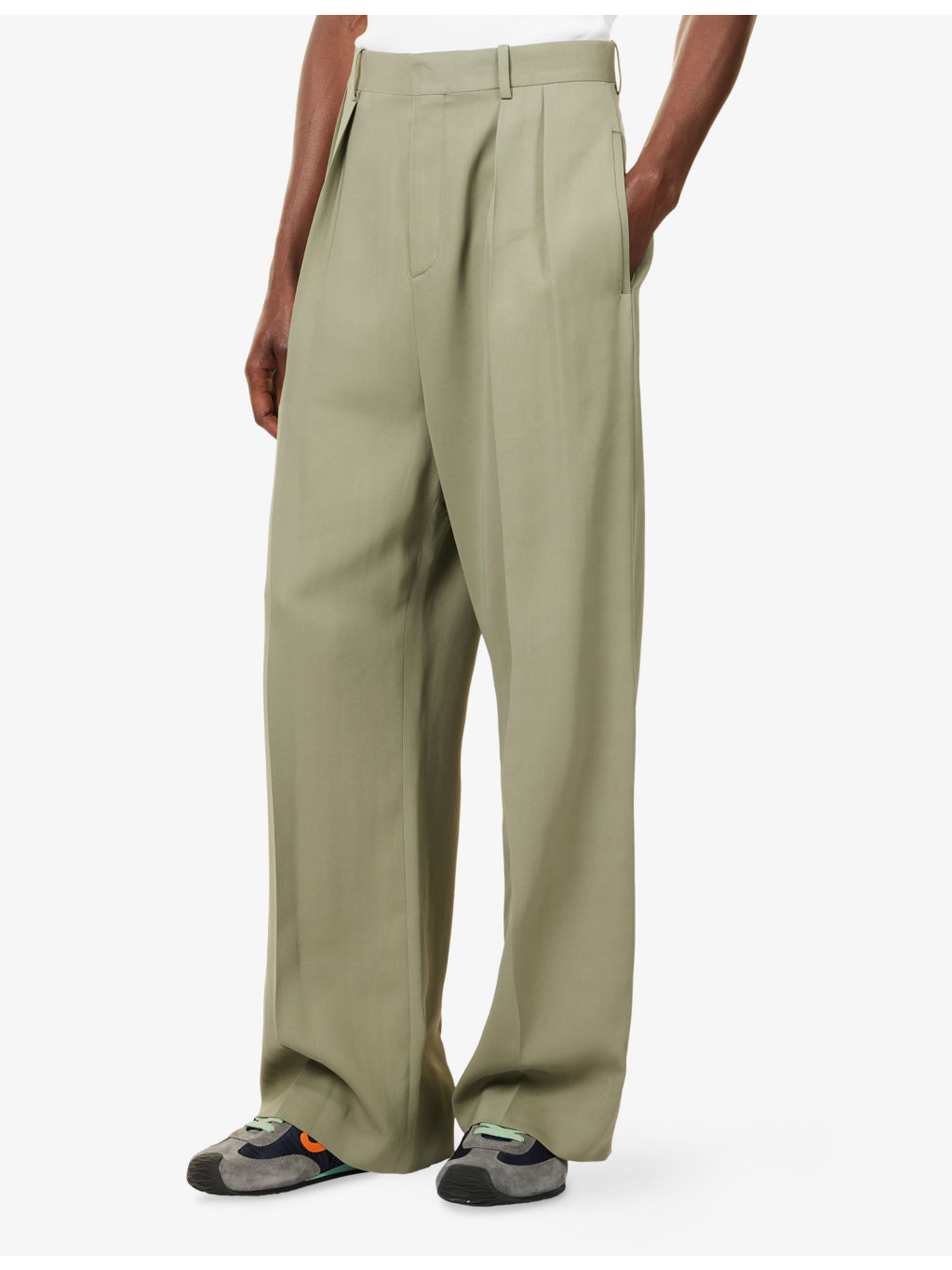 Pleated Wide-Leg Stretch-Woven Trousers - 3
