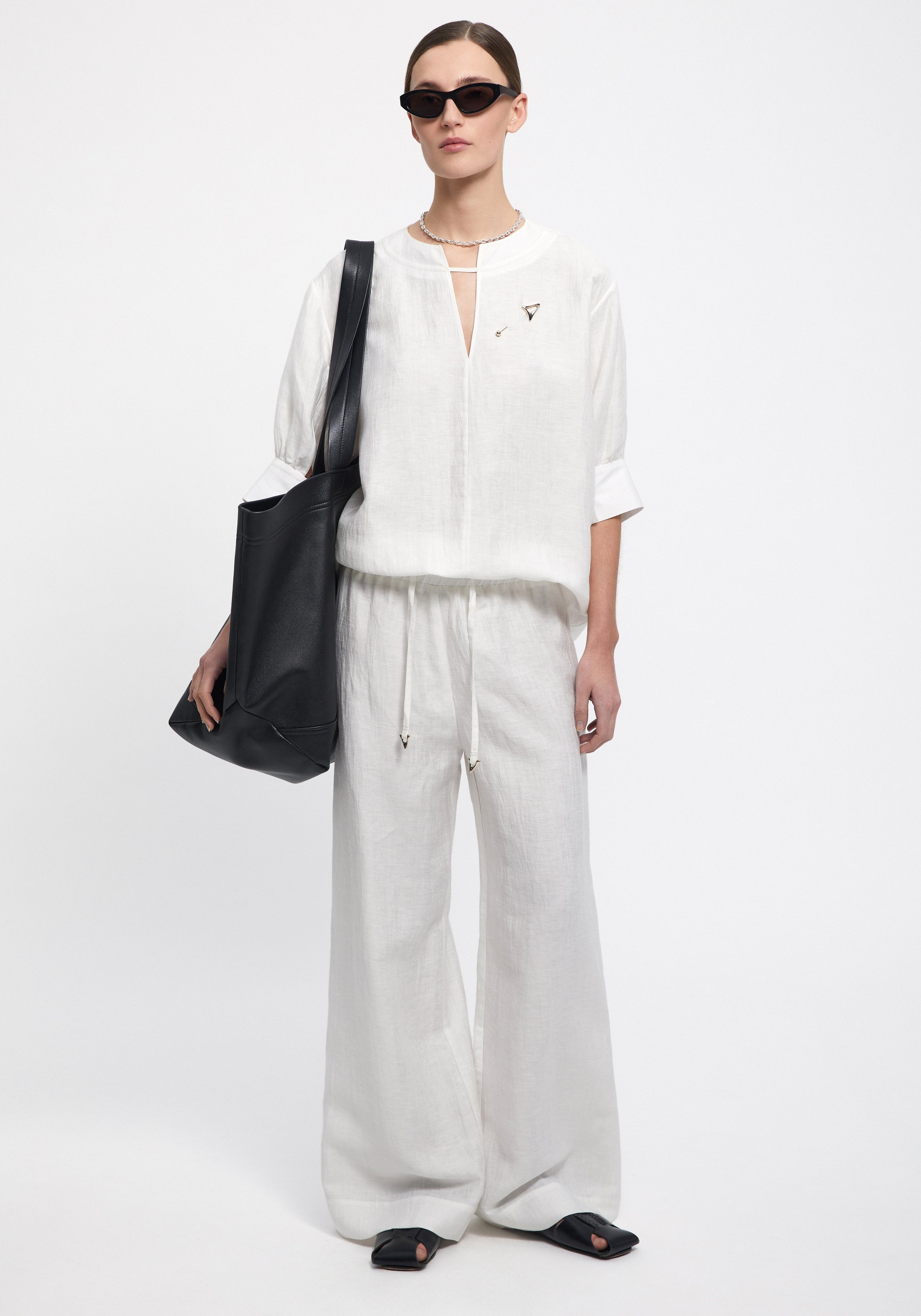 STACY
Linen blouse - 3