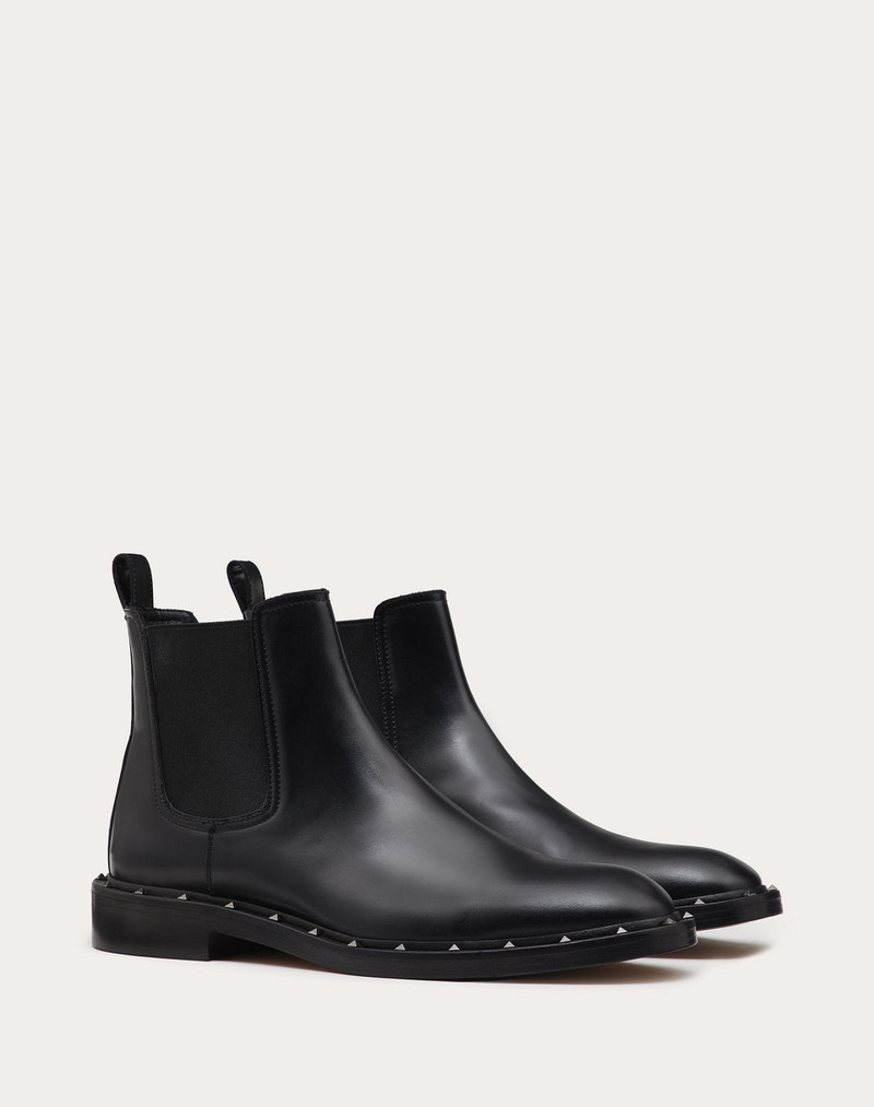 Valentino SEMI-GLOSS CALFSKIN STUDDED BEATLE outlook