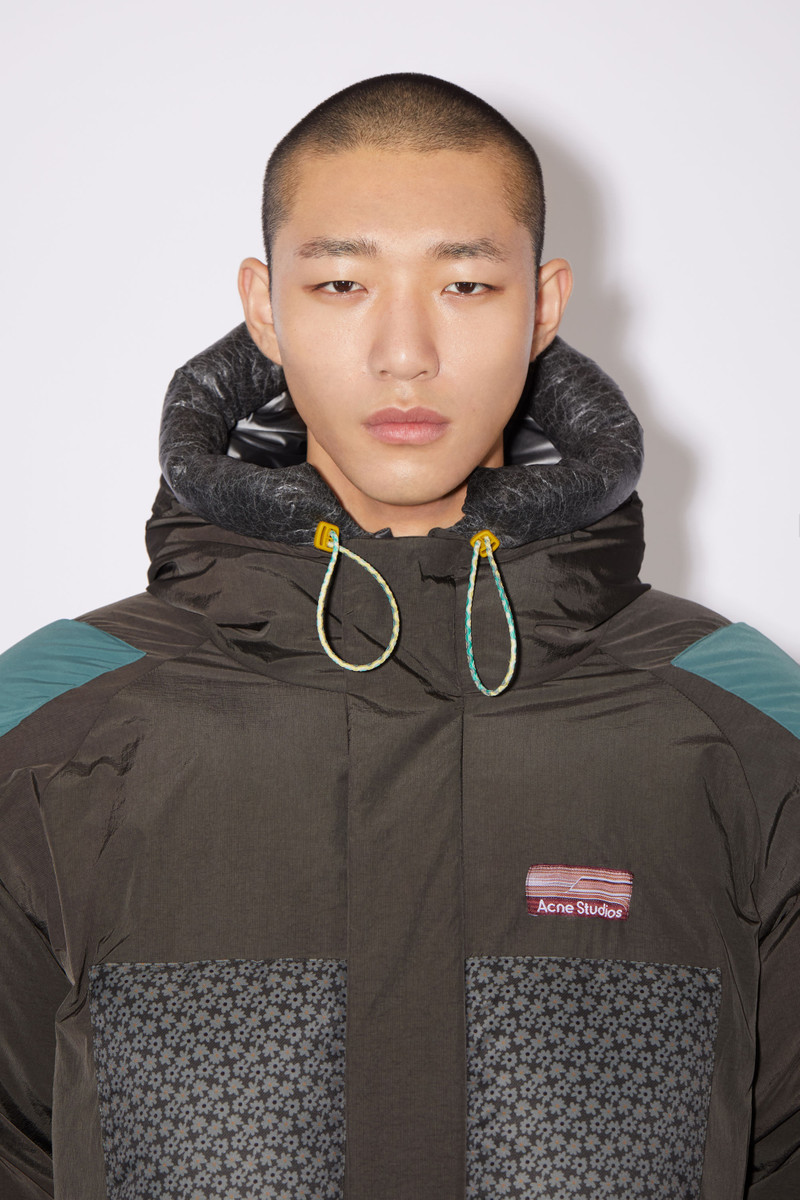 Acne Studios Hooded ripstop puffer jacket - Dark khaki/multi
