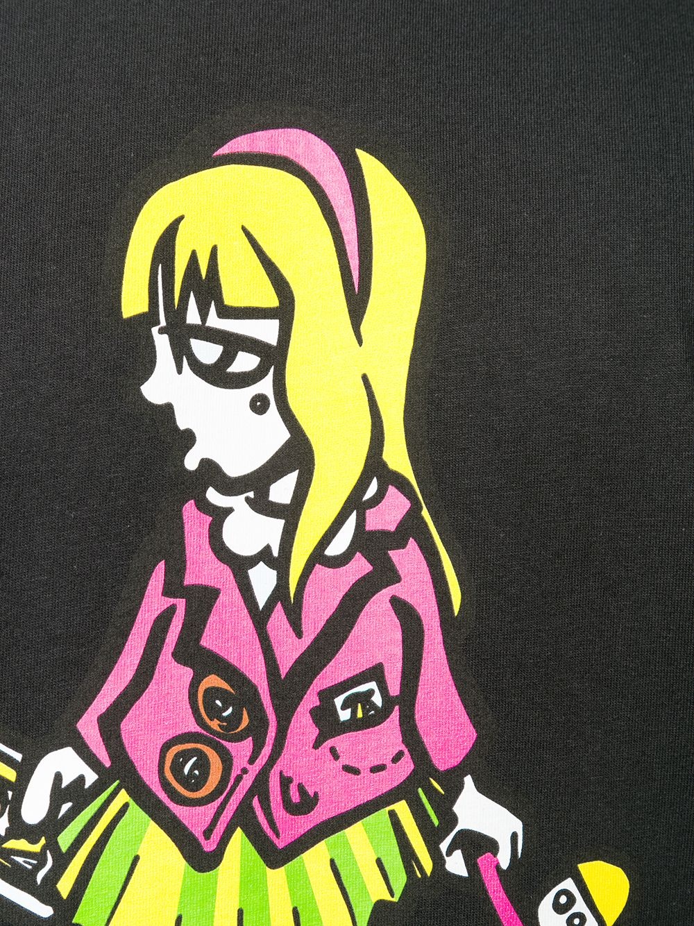 Suzie Switchblade T-shirt - 5