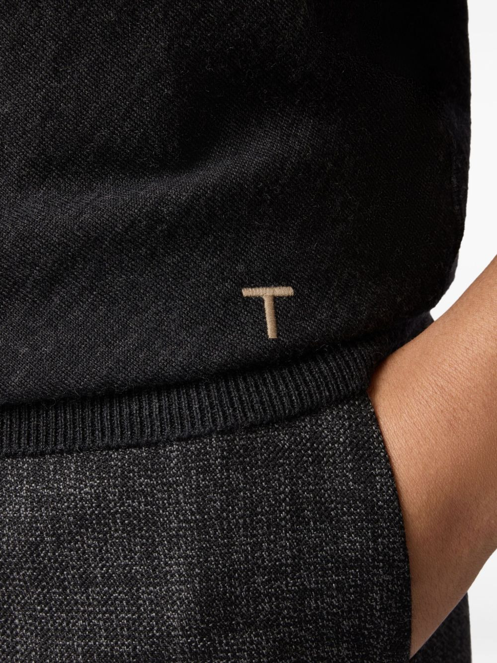 short-sleeve turtleneck sweater - 5