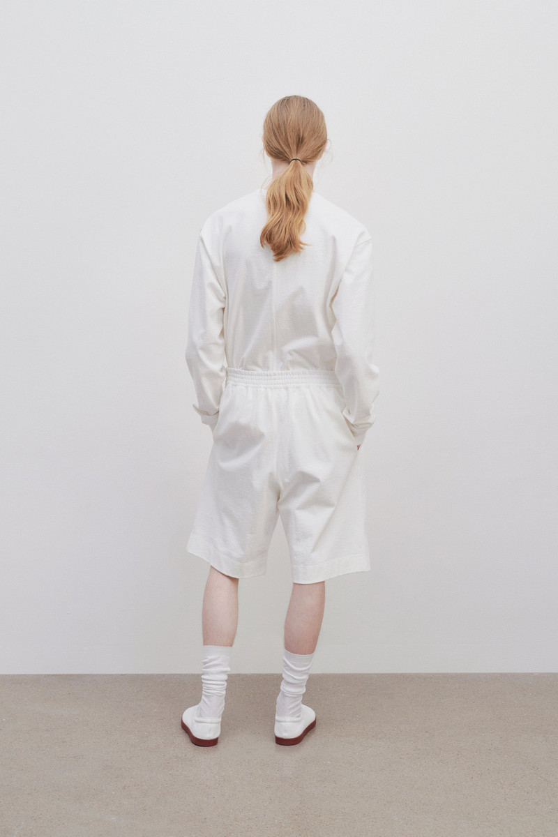 Dovi Short in Cotton 6