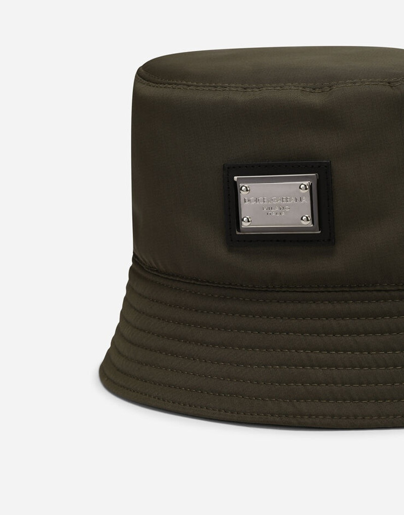 Nylon bucket hat with branded plate 3