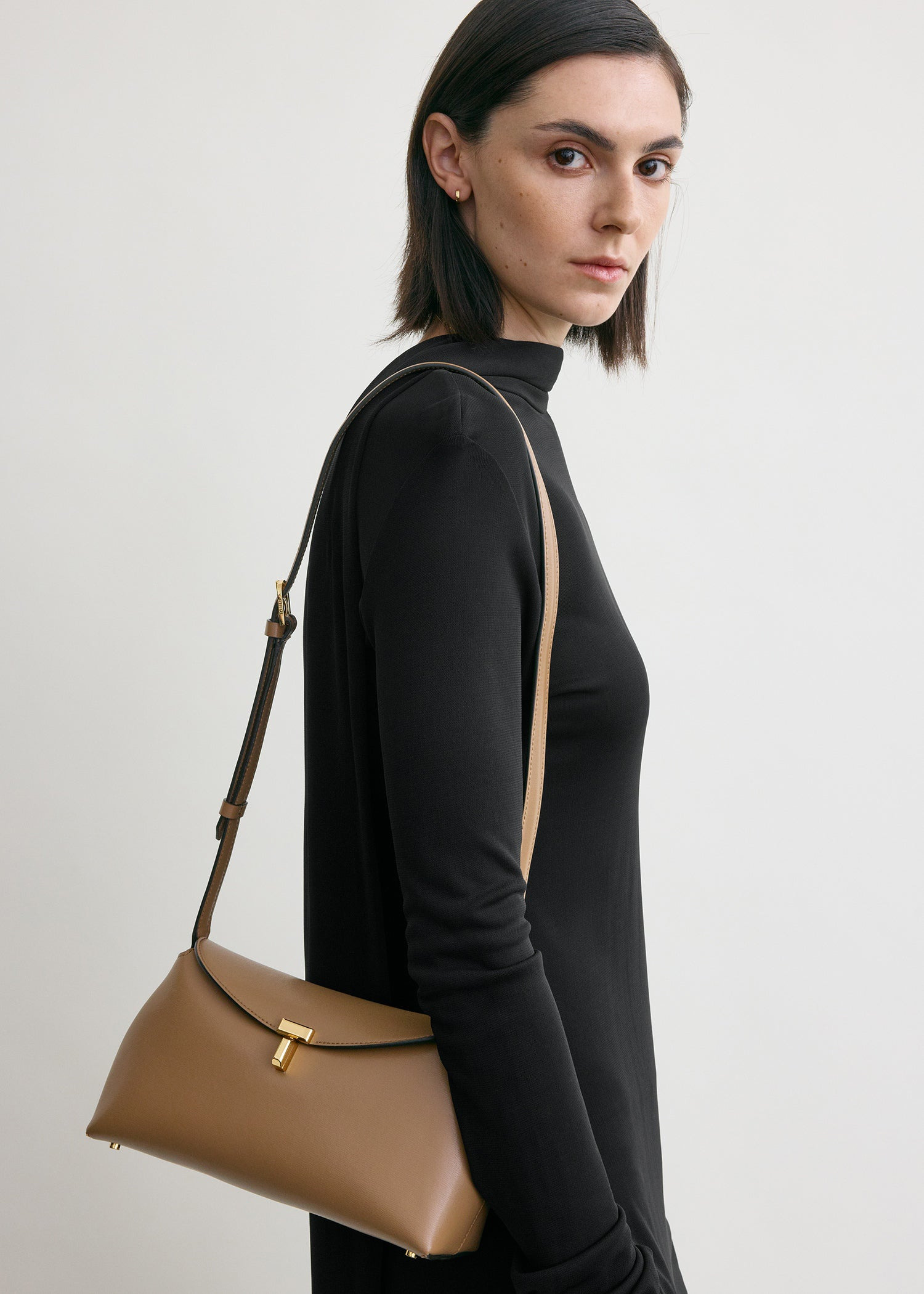 T-Lock leather clutch camel - 3