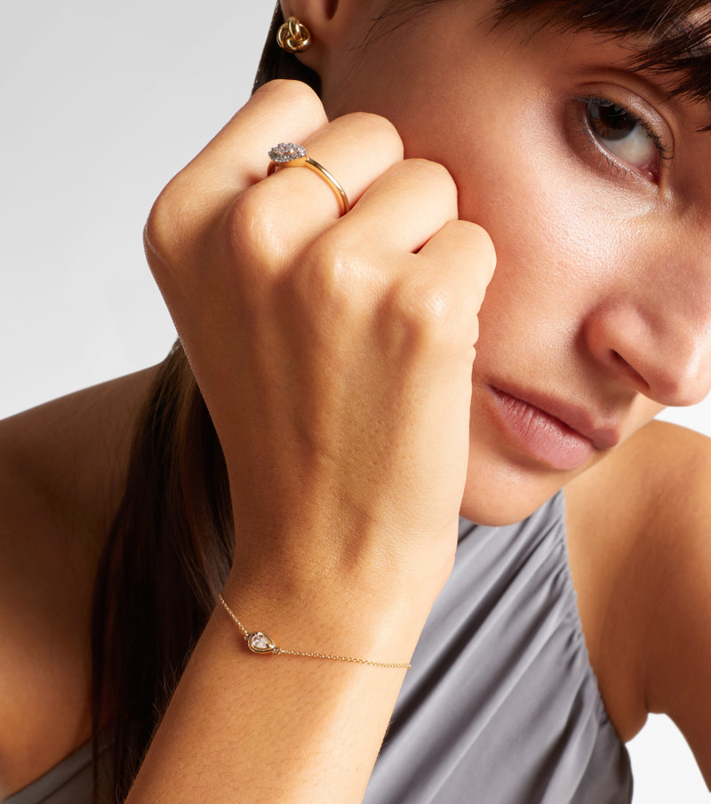 STONE AND STRAND Birthstone Bonbon 14kt gold bracelet with diamond outlook