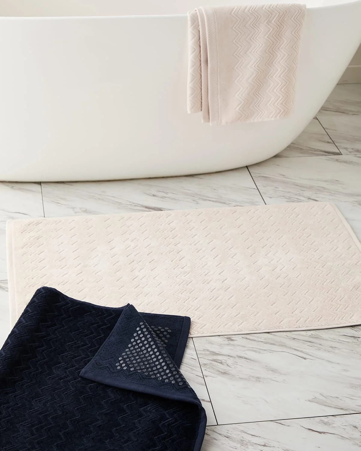 Chalk Bathroom Mat, 2' x 3' - 1