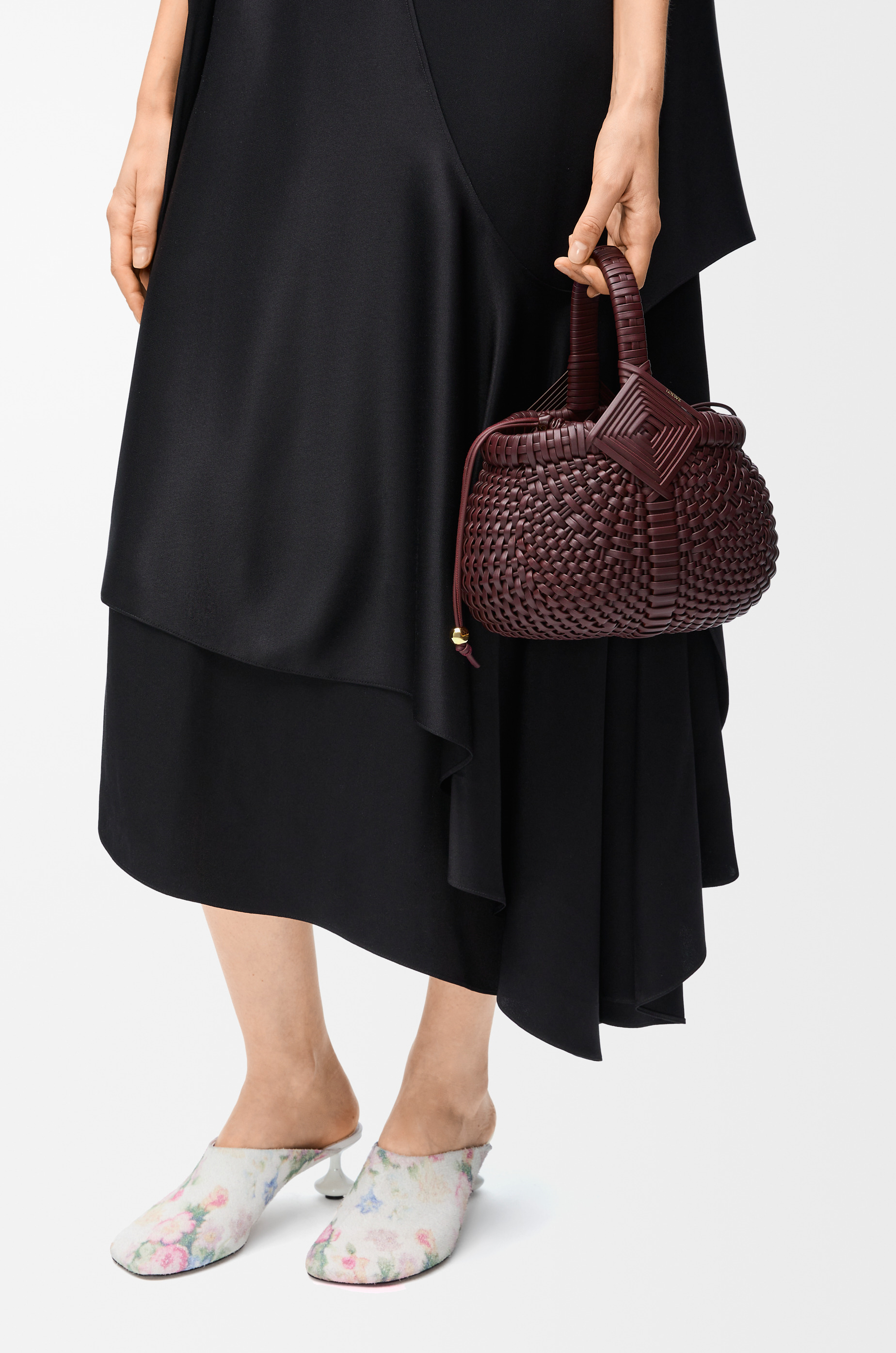 Mini Diamond round basket in calfskin - 3
