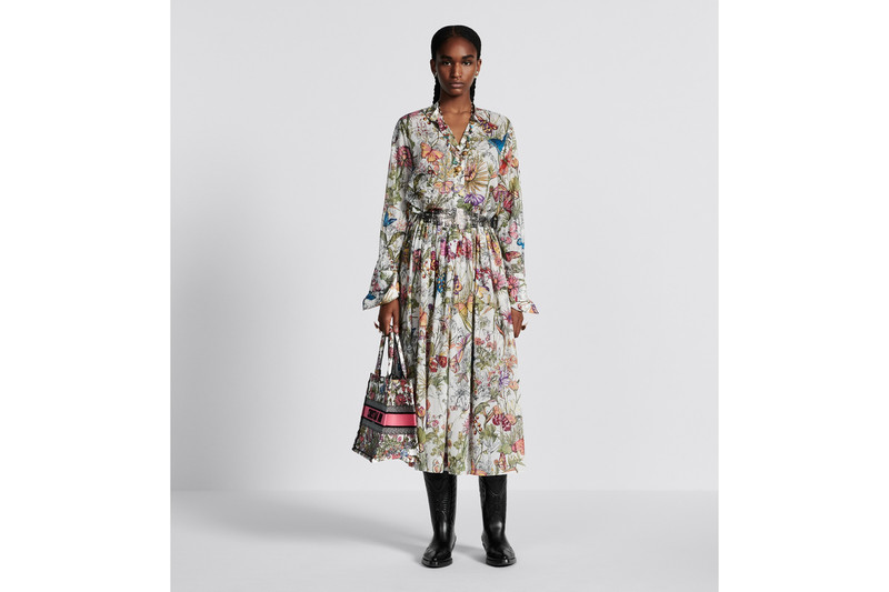 Mid-Length Flared Skirt 4